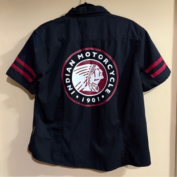 Indian Motorcycle Black & Red Short Sleeve Button-Up Shirt Women’s Size XL - Picture 2 of 8